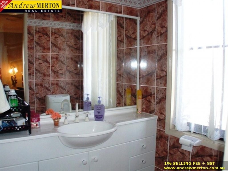 13 Royal Ave, Plumpton NSW 2761