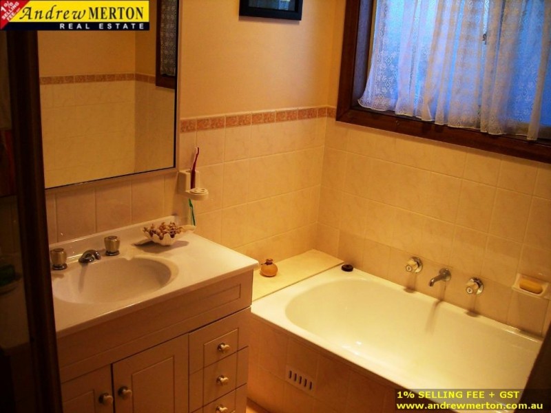 3 Monaco Pl, Quakers Hill NSW 2763