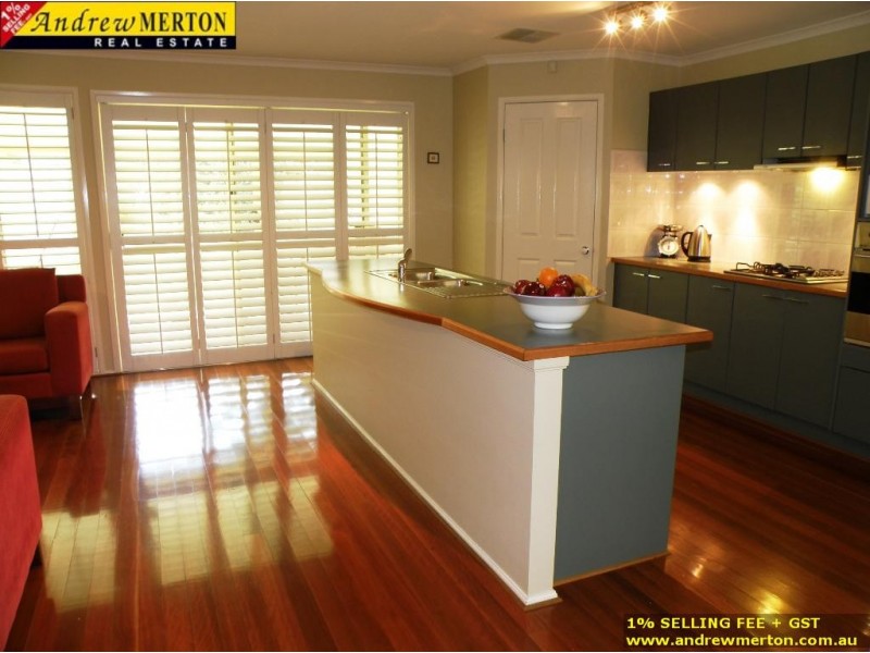 7 Armine Way, Beaumont Hills NSW 2155