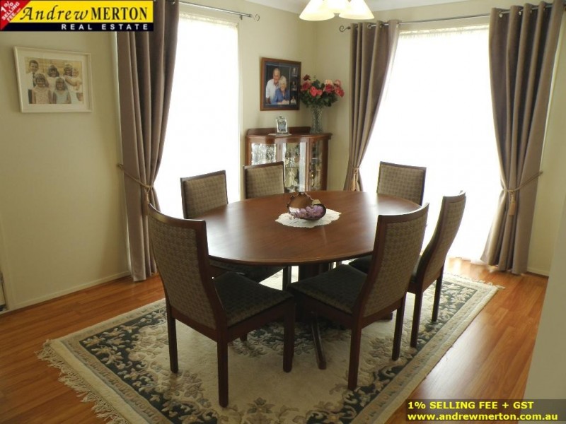 15 Macks Glen, Beaumont Hills NSW 2155