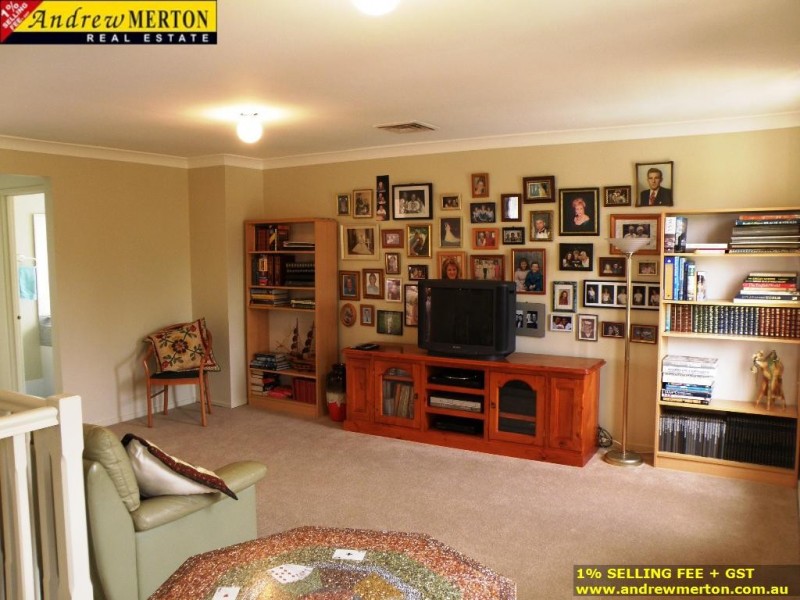 15 Macks Glen, Beaumont Hills NSW 2155