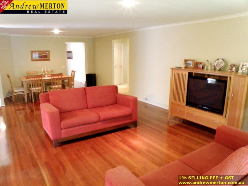 7 Armine Way, Beaumont Hills NSW 2155