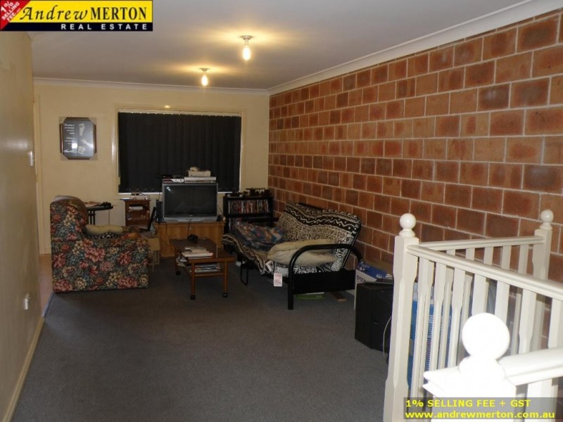 2/20 Erina Pl, South Windsor NSW 2756