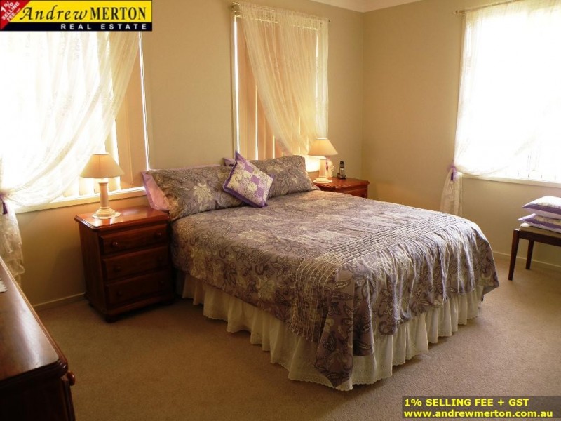 15 Macks Glen, Beaumont Hills NSW 2155