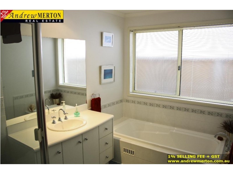 7 Armine Way, Beaumont Hills NSW 2155