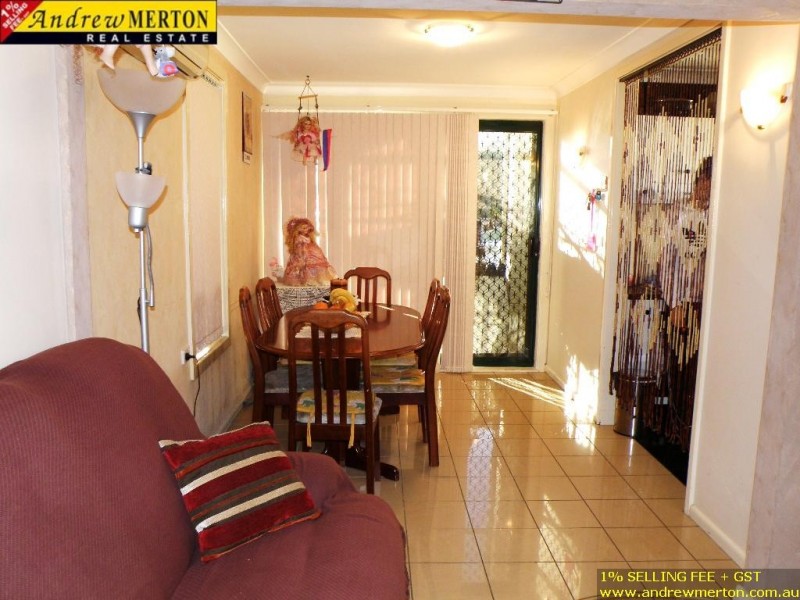 10 Idriess Cr, Blackett NSW 2770