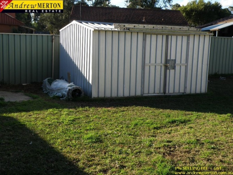 10 Idriess Cr, Blackett NSW 2770