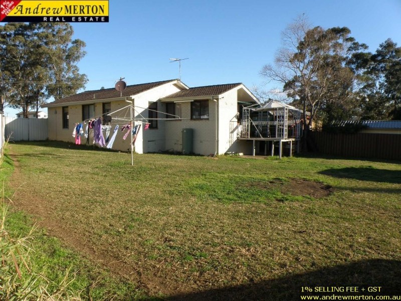 10 Idriess Cr, Blackett NSW 2770