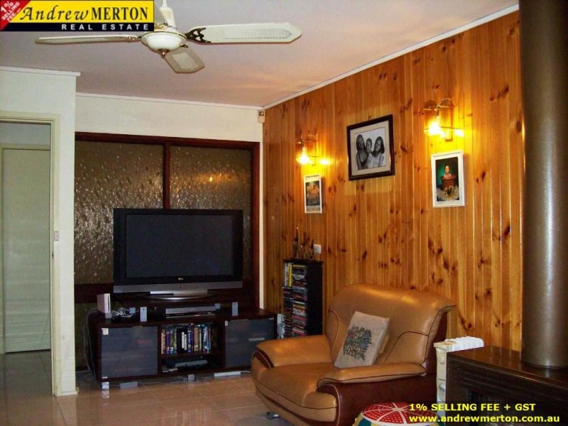 25 Goodacre Ave, Winston Hills NSW 2153