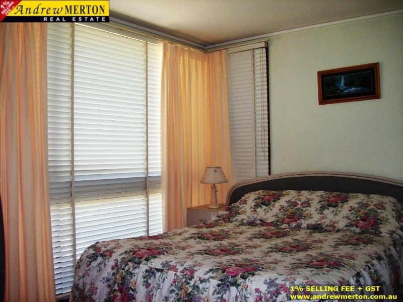 25 Goodacre Ave, Winston Hills NSW 2153