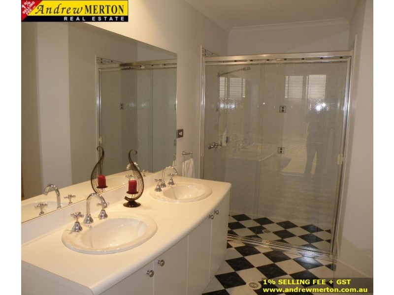 7 Armine Way, Beaumont Hills NSW 2155