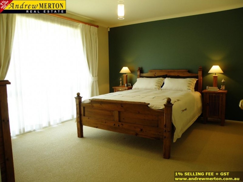 7 Armine Way, Beaumont Hills NSW 2155