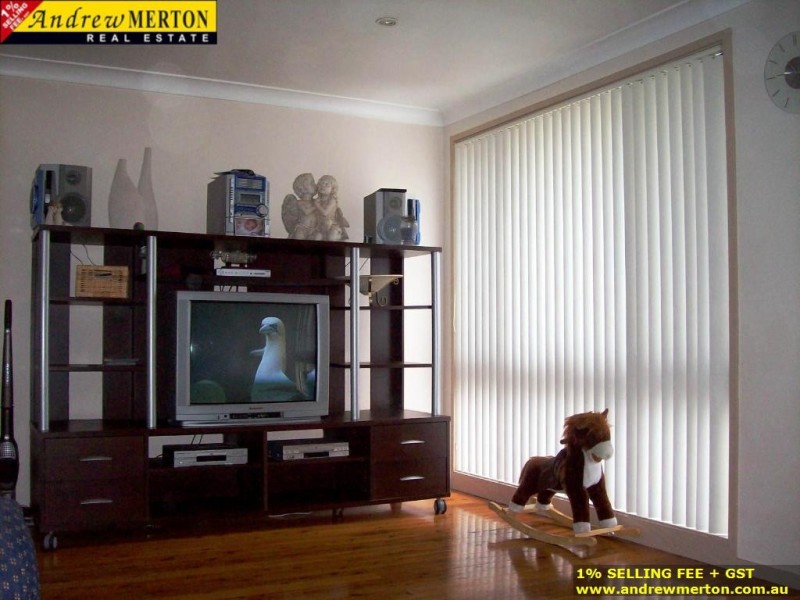 98 Narcissus Ave, Quakers Hill NSW 2763