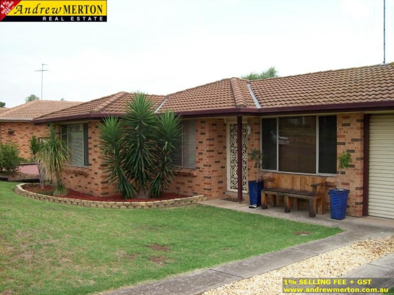 33 Raupach St., Dean Park NSW 2761