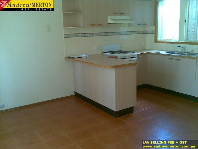 11b Aylward Ave, Quakers Hill NSW 2763