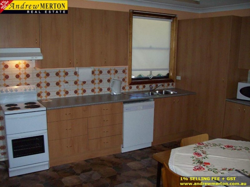 16 Charlton Rd, Lalor Park NSW 2147