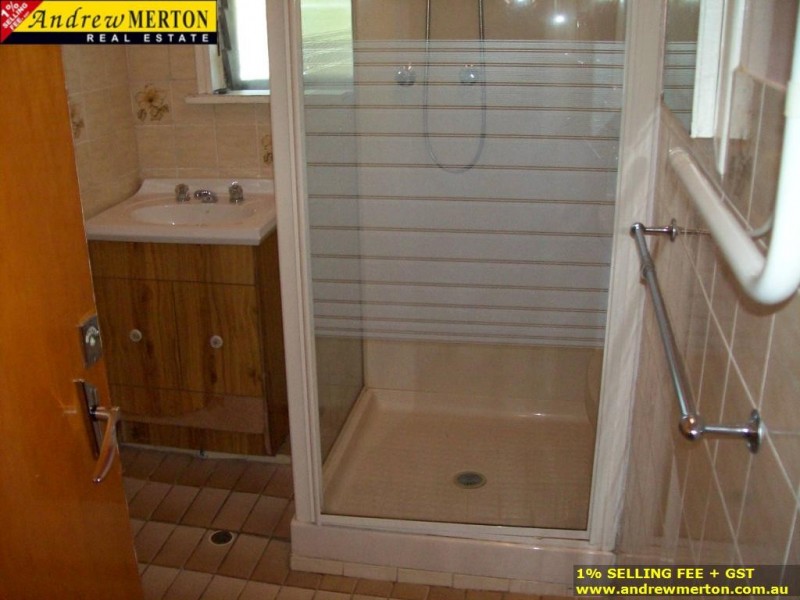 16 Charlton Rd, Lalor Park NSW 2147