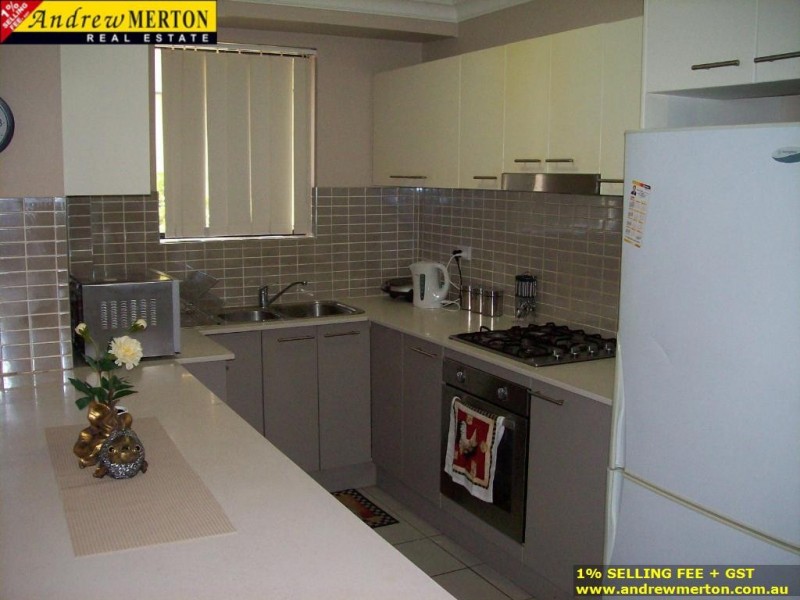 2/17 Bruce St, Blacktown NSW 2148