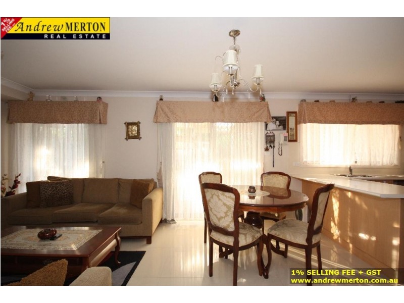 14 Greendale Tce,, Quakers Hill NSW 2763