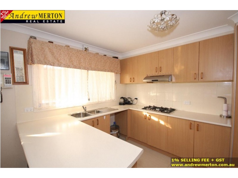 14 Greendale Tce,, Quakers Hill NSW 2763