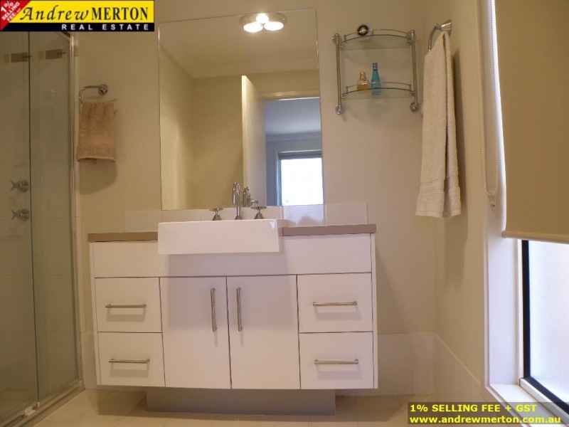 1206 Phoenix Ave, Beaumont Hills NSW 2155