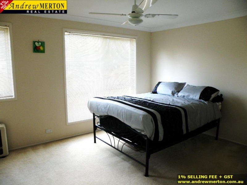 11 Roxburgh Cr, Stanhope Gardens NSW 2768