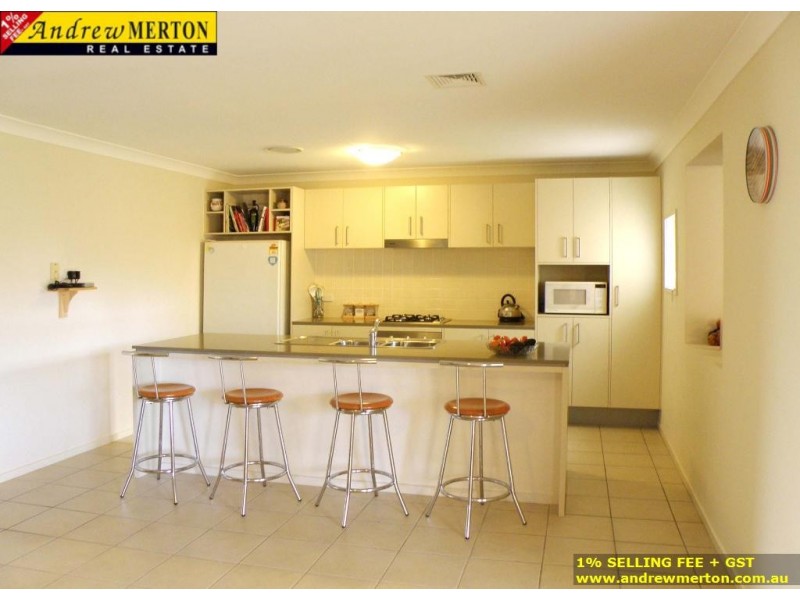 1206 Phoenix Ave, Beaumont Hills NSW 2155