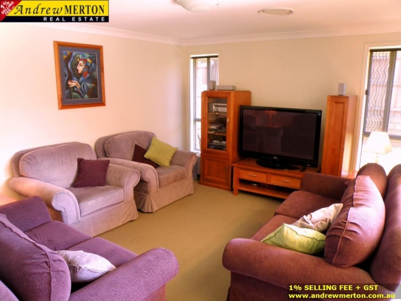 1206 Phoenix Ave, Beaumont Hills NSW 2155