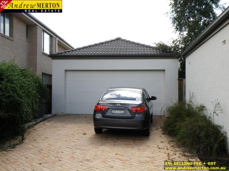 11 Roxburgh Cr, Stanhope Gardens NSW 2768