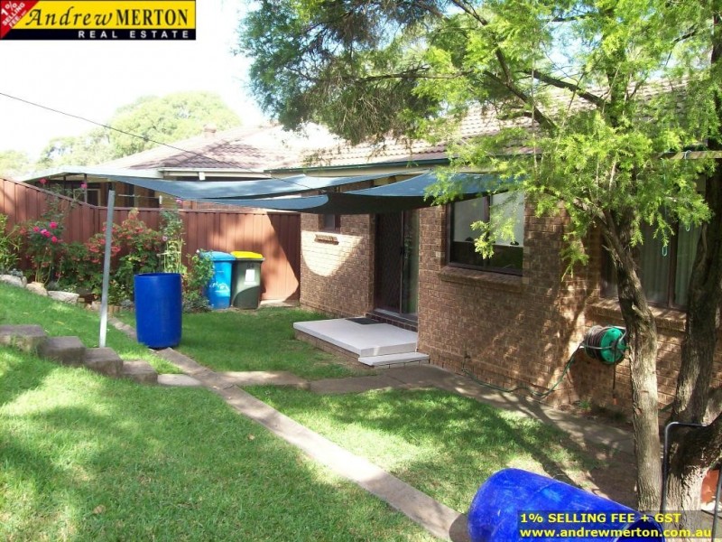 64 Faulkland Crs, Kings Park NSW 2148