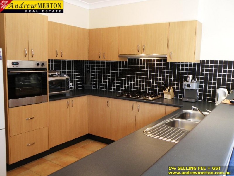 11 Roxburgh Cr, Stanhope Gardens NSW 2768