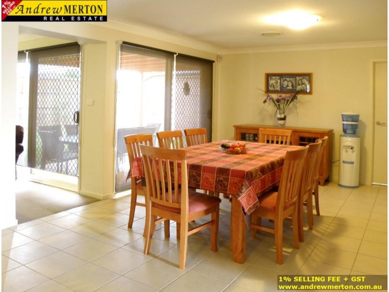 1206 Phoenix Ave, Beaumont Hills NSW 2155