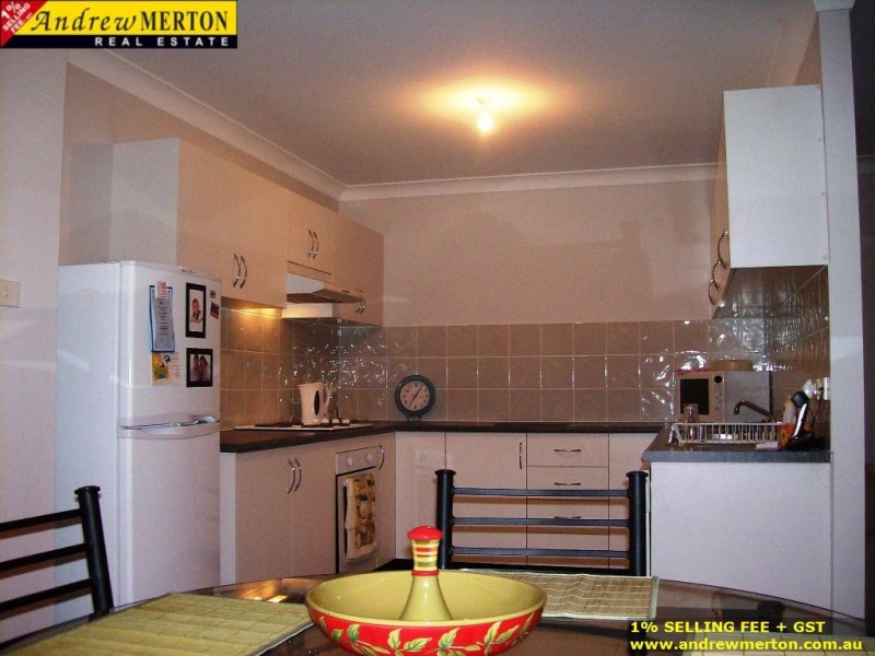 3/8 Lancaster, Blacktown NSW 2148