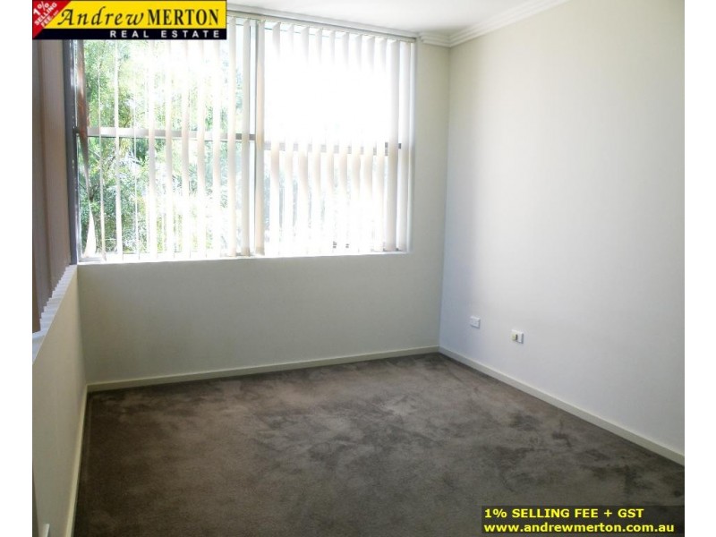 1/2 – 6 Lydbrook St, Westmead NSW 2145