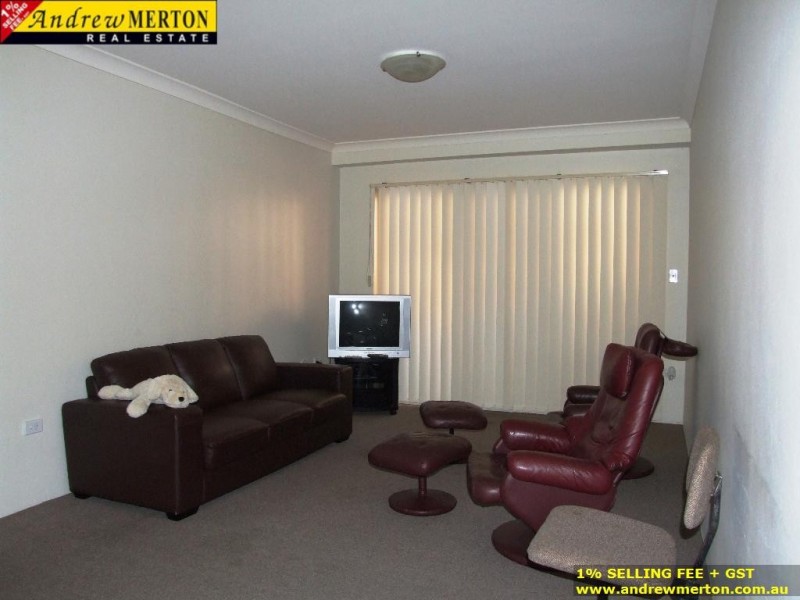 4/28 Fourth Ave., Blacktown NSW 2148