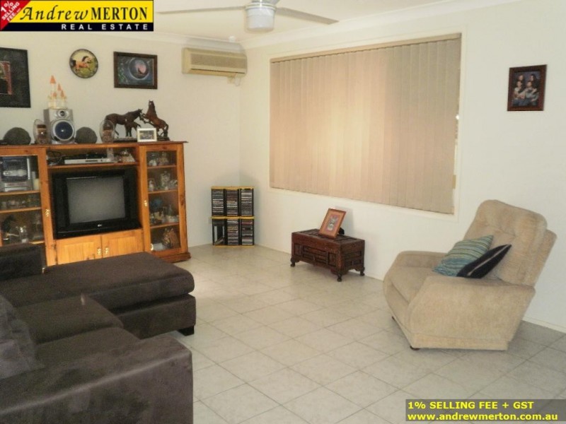 10 Cedarwood Grove, Dean Park NSW 2761