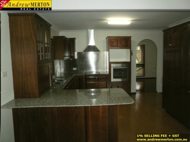 2 Mallory, Dean Park NSW 2761