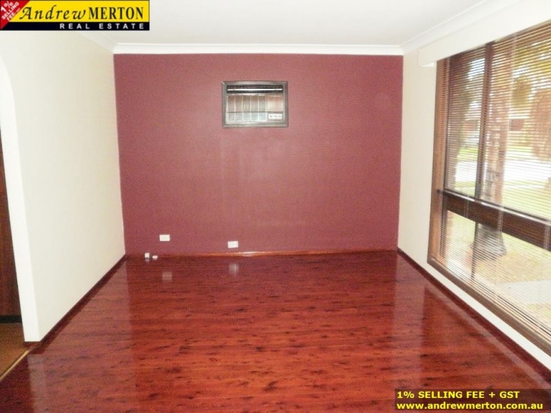 2 Mallory, Dean Park NSW 2761