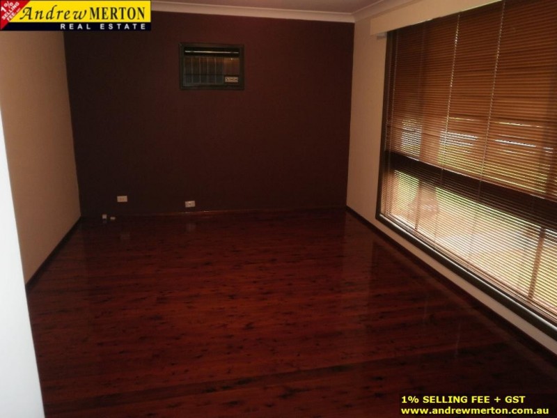 2 Mallory, Dean Park NSW 2761