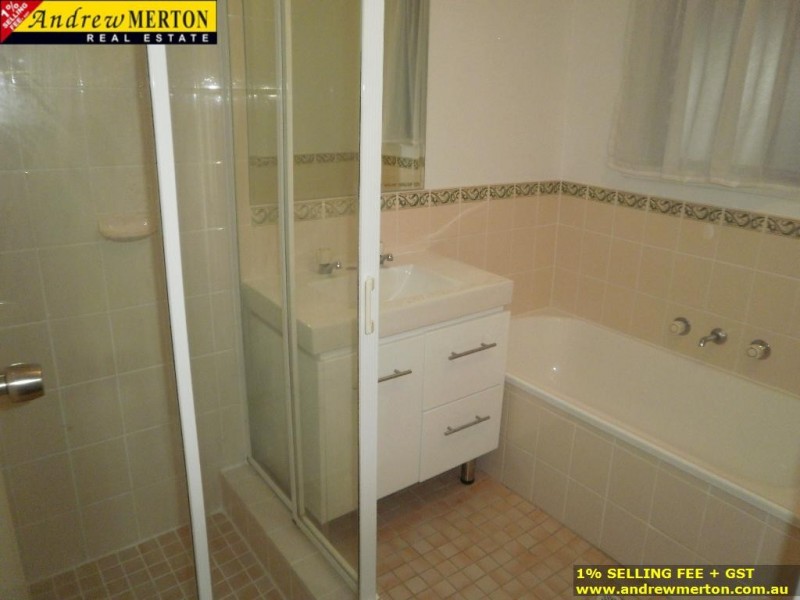 2 Mallory, Dean Park NSW 2761