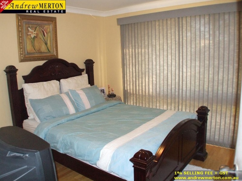 8 Romley Cr., Oakhurst NSW 2400