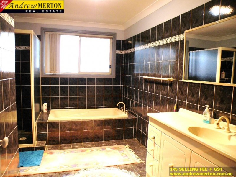 23 Crestview Dr, Glenwood NSW 2768