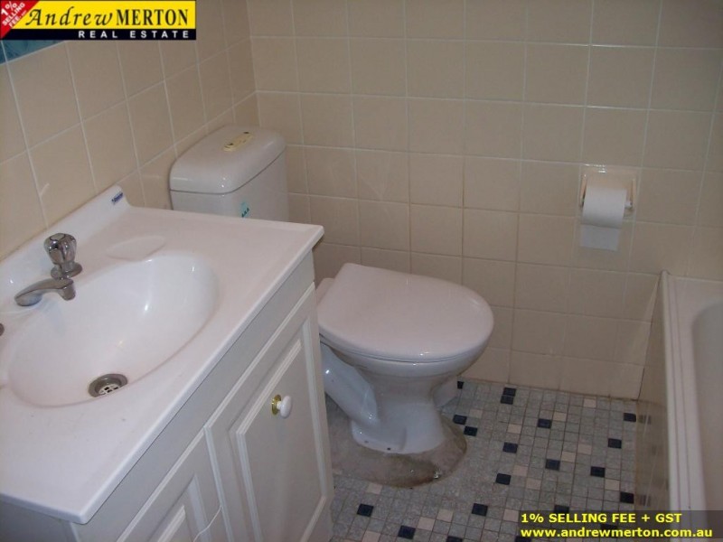 26 Elwood Crs, Quakers Hill NSW 2763