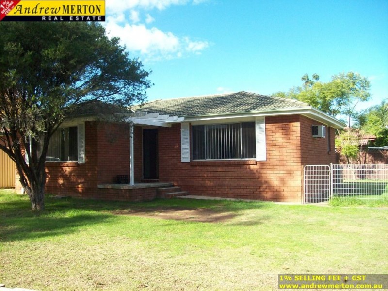 26 Elwood Crs, Quakers Hill NSW 2763