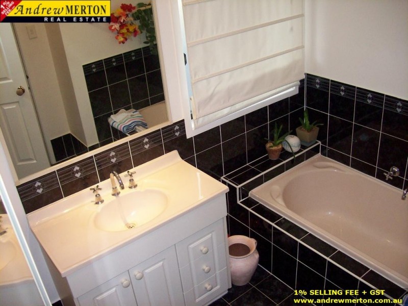 64 Greenhill Dr, Glenwood NSW 2768