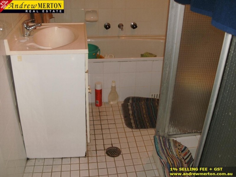 63-64 Park Av, Kingswood NSW 2340