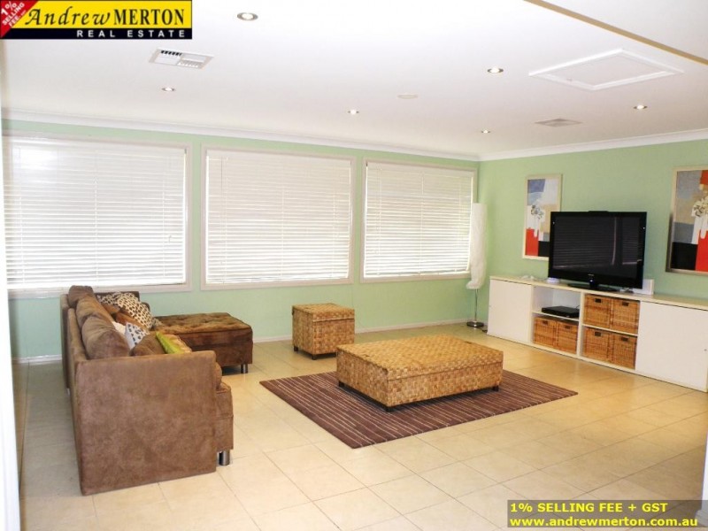 38 Rothwell Cct, Glenwood NSW 2768