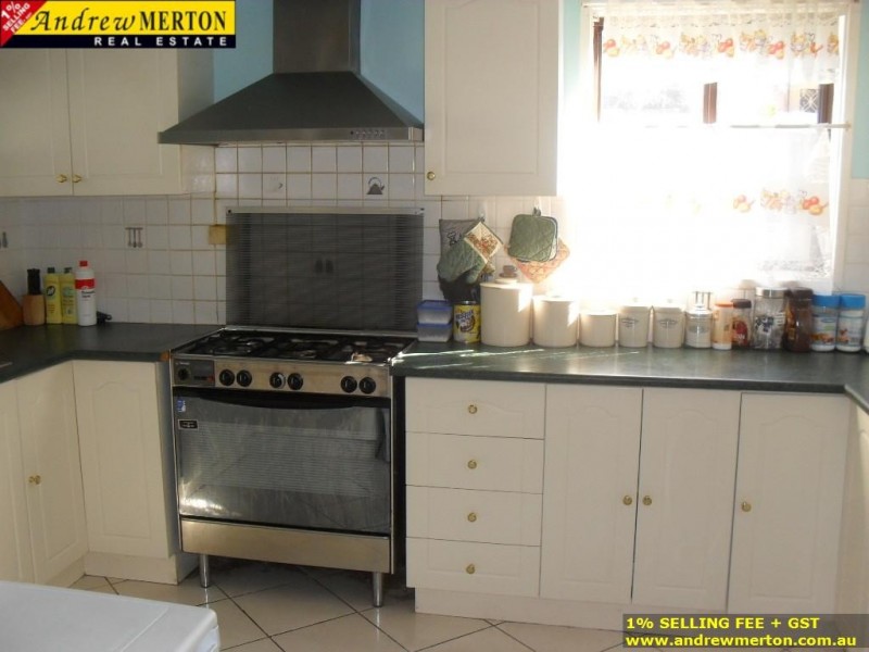24 Mifsud, Oakhurst NSW 2400