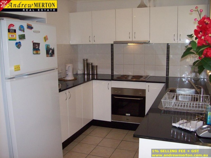 8/57 Doonside Cr, Blacktown NSW 2148