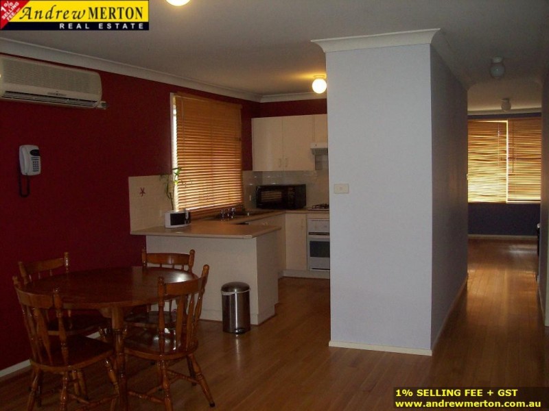 5/27 Manorhouse Bvd, Quakers Hill NSW 2763